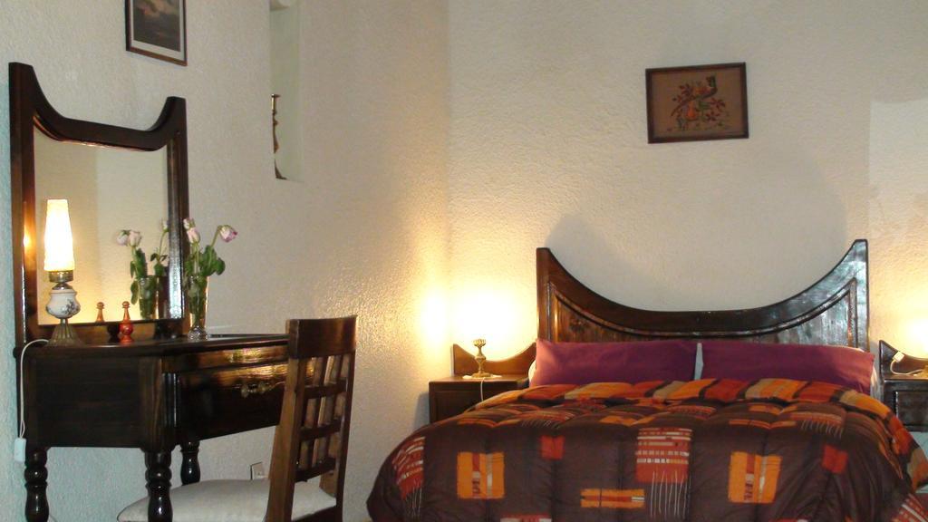 Riad Arambys Szavíra Szoba fotó
